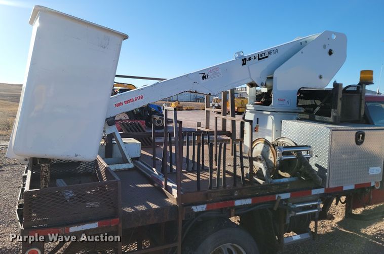 image for item KU9037 2011 Ford  F550 Super Duty XL bucket truck