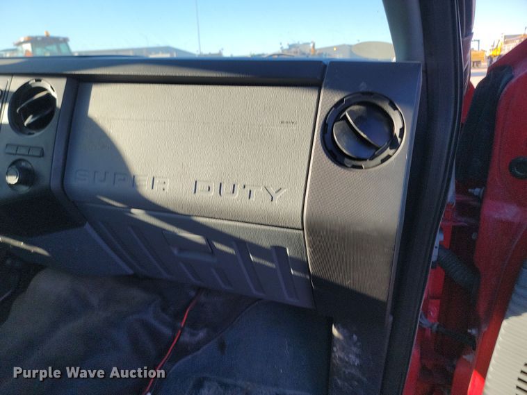 image for item KU9037 2011 Ford  F550 Super Duty XL bucket truck