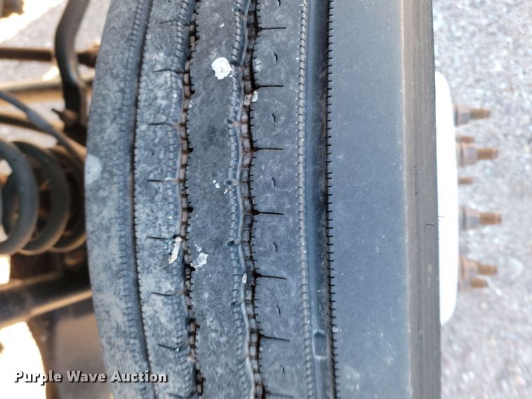 image for item KU9037 2011 Ford  F550 Super Duty XL bucket truck