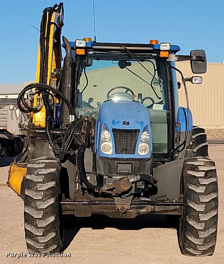 image for item KU9040 New Holland T6030 tractor