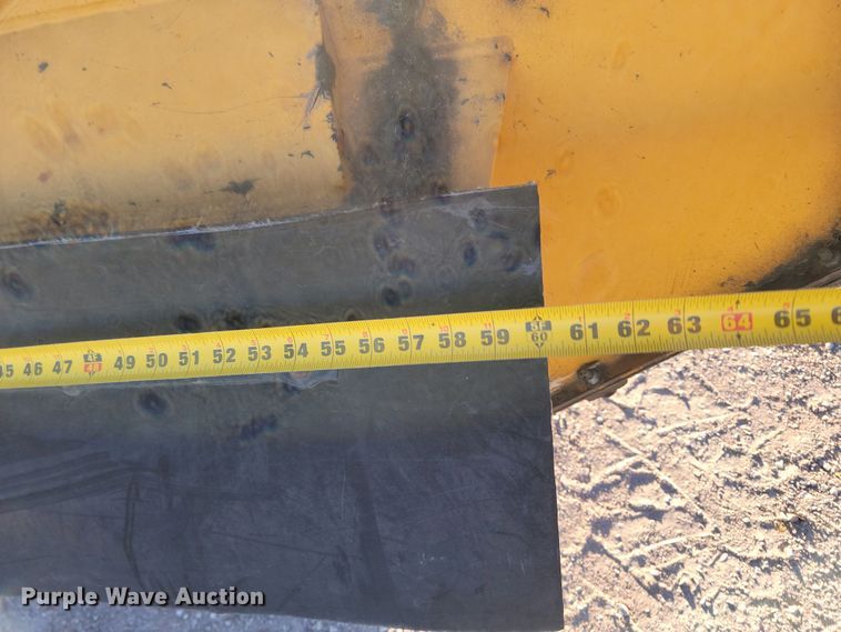 image for item KU9040 New Holland T6030 tractor