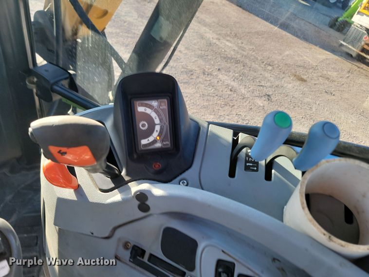 image for item KU9040 New Holland T6030 tractor