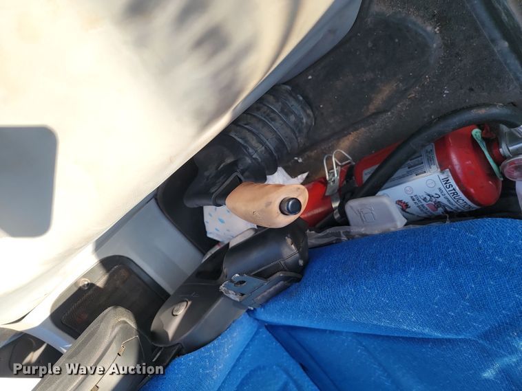 image for item KU9040 New Holland T6030 tractor