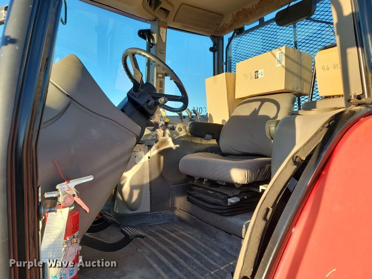 image for item KU9041 2005 Case IH Maxxum MXM120 MFWD tractor