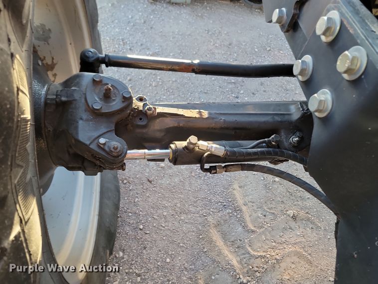 image for item KU9041 2005 Case IH Maxxum MXM120 MFWD tractor