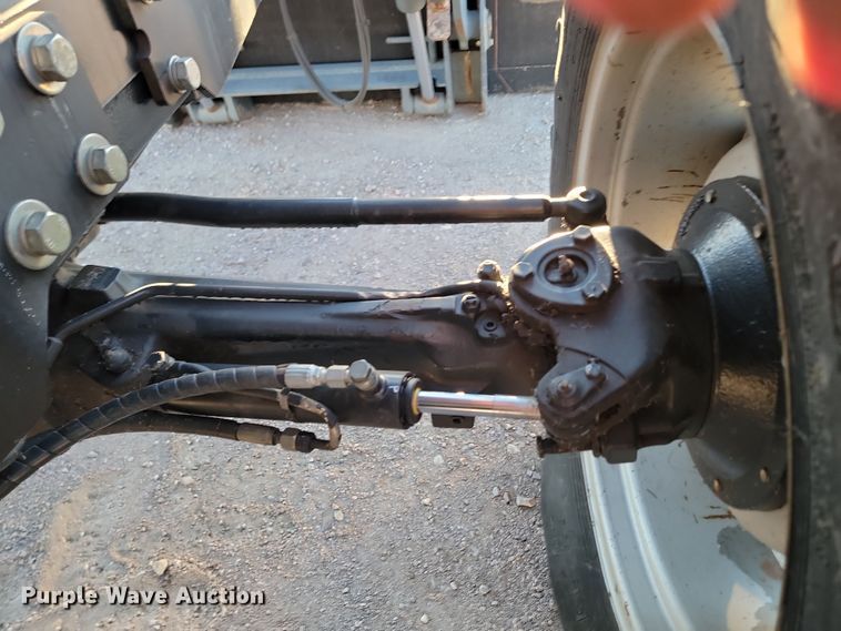 image for item KU9041 2005 Case IH Maxxum MXM120 MFWD tractor