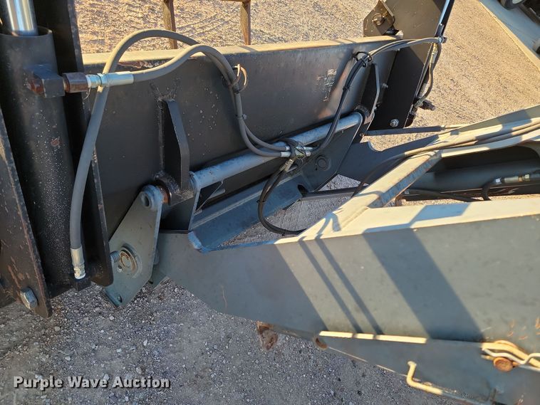 image for item KU9041 2005 Case IH Maxxum MXM120 MFWD tractor