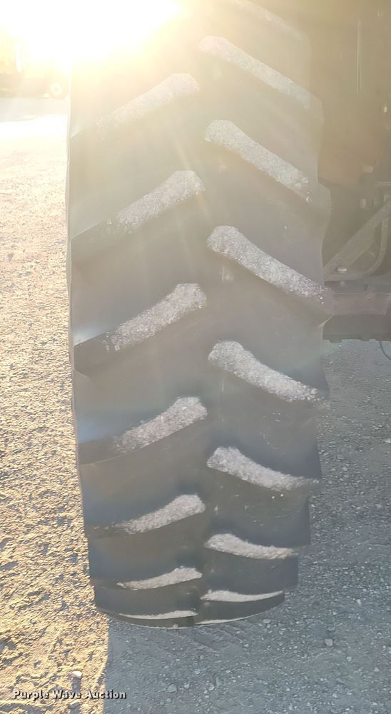 image for item KU9041 2005 Case IH Maxxum MXM120 MFWD tractor