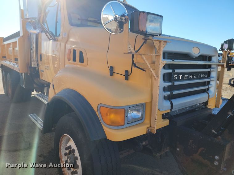 image for item KU9045 2003 Sterling LT9511  dump truck
