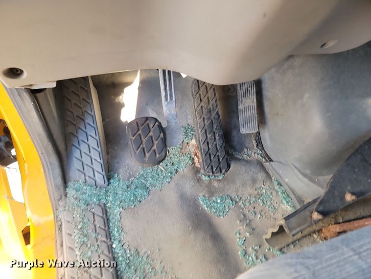 image for item KU9045 2003 Sterling LT9511  dump truck