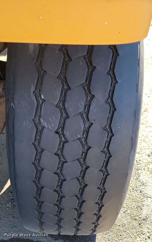 image for item KU9045 2003 Sterling LT9511  dump truck