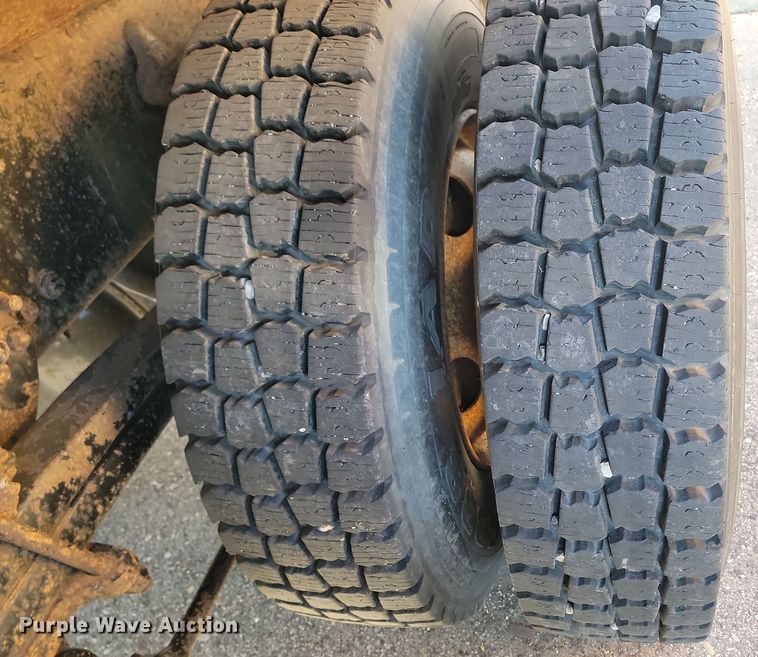 image for item KU9045 2003 Sterling LT9511  dump truck