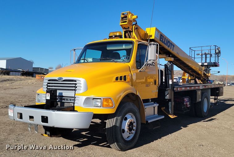 image for item KU9047 2003 Sterling Acterra  bucket truck