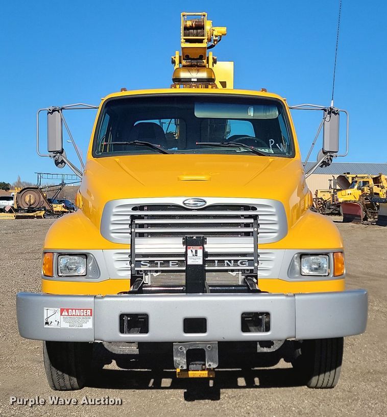 image for item KU9047 2003 Sterling Acterra  bucket truck