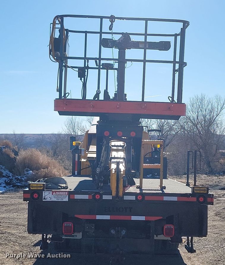 image for item KU9047 2003 Sterling Acterra  bucket truck