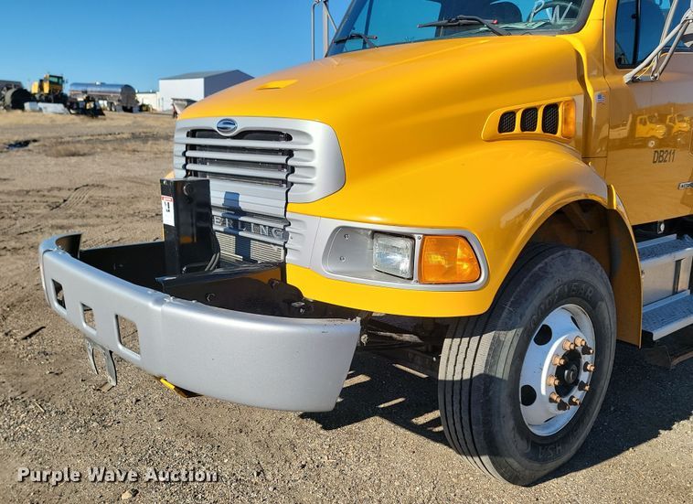 image for item KU9047 2003 Sterling Acterra  bucket truck