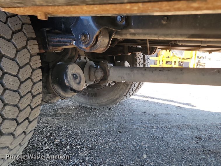 image for item KU9047 2003 Sterling Acterra  bucket truck