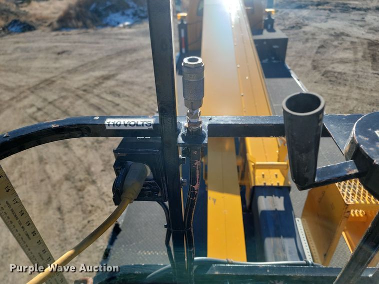 image for item KU9047 2003 Sterling Acterra  bucket truck