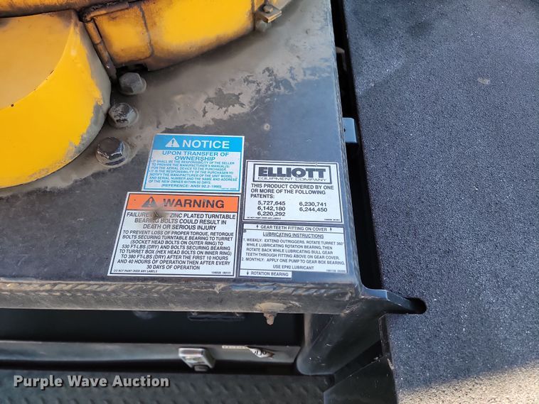 image for item KU9047 2003 Sterling Acterra  bucket truck