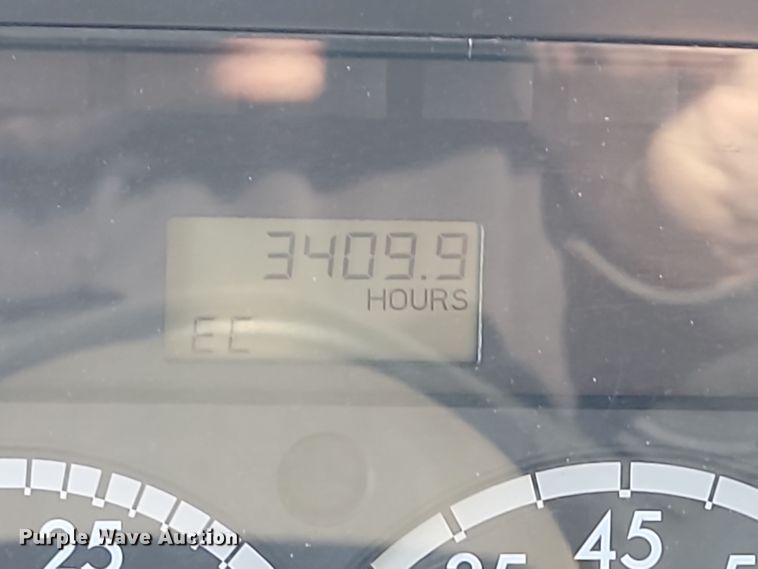 image for item KU9047 2003 Sterling Acterra  bucket truck