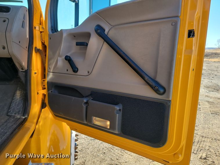 image for item KU9047 2003 Sterling Acterra  bucket truck