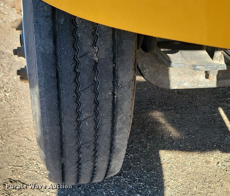 image for item KU9047 2003 Sterling Acterra  bucket truck