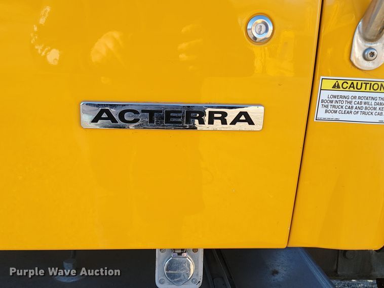 image for item KU9047 2003 Sterling Acterra  bucket truck