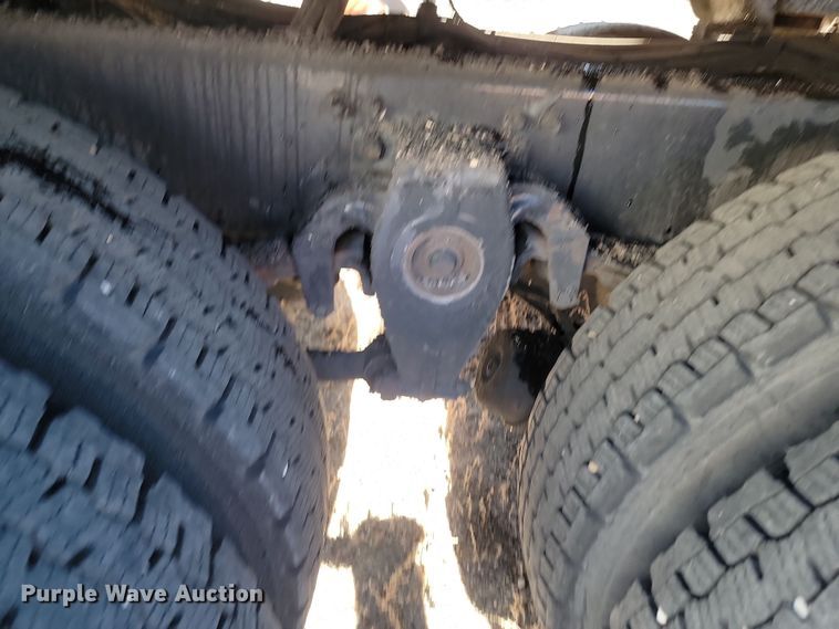 image for item KU9048 2007 Sterling LT7500  tank truck