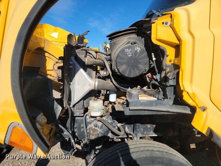 image for item KU9048 2007 Sterling LT7500  tank truck