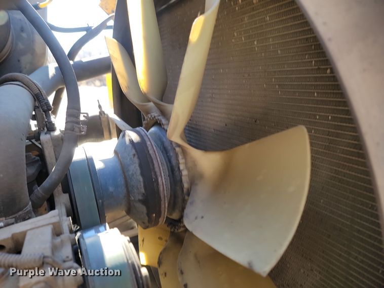 image for item KU9048 2007 Sterling LT7500  tank truck