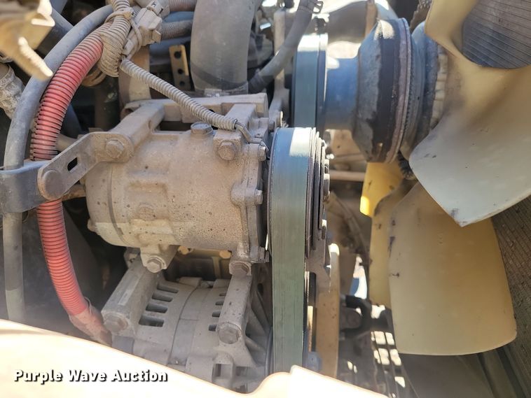 image for item KU9048 2007 Sterling LT7500  tank truck