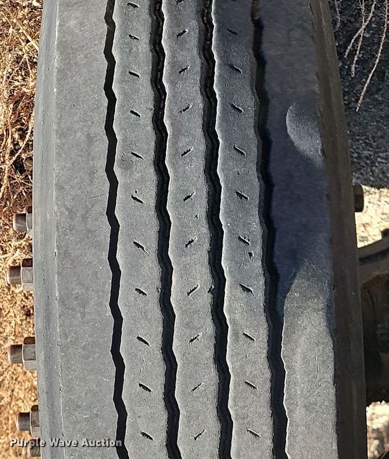 image for item KU9048 2007 Sterling LT7500  tank truck