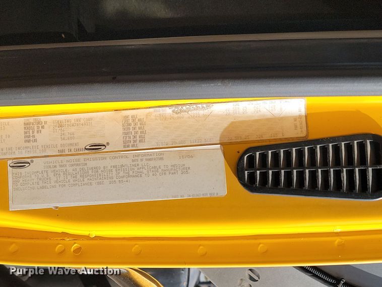 image for item KU9048 2007 Sterling LT7500  tank truck