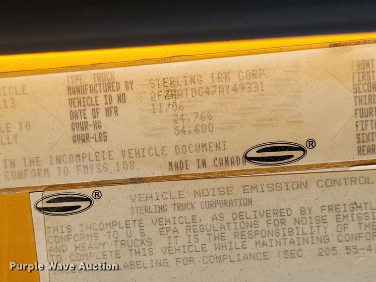 image for item KU9048 2007 Sterling LT7500  tank truck