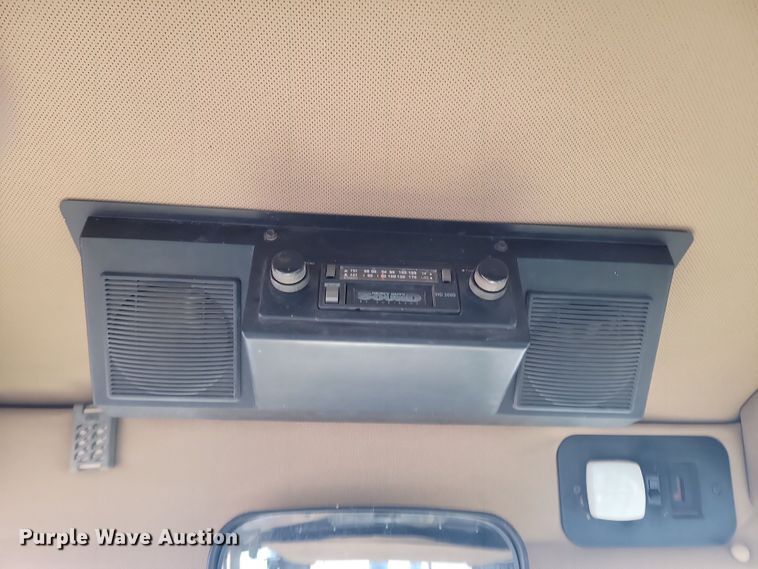 image for item KU9049 1996 John Deere 770BH  motor grader