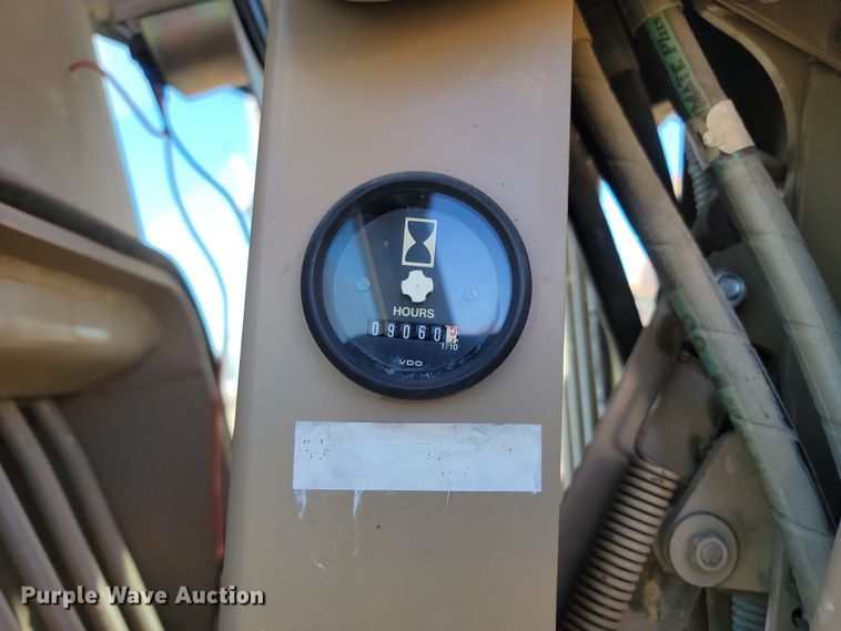 image for item KU9049 1996 John Deere 770BH  motor grader