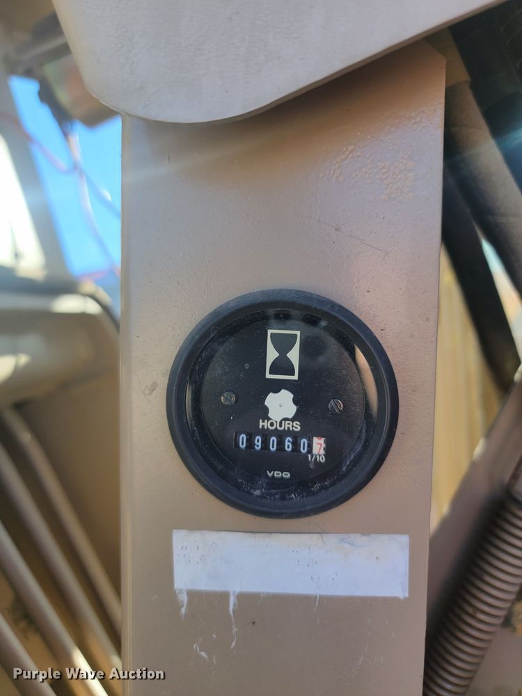 image for item KU9049 1996 John Deere 770BH  motor grader