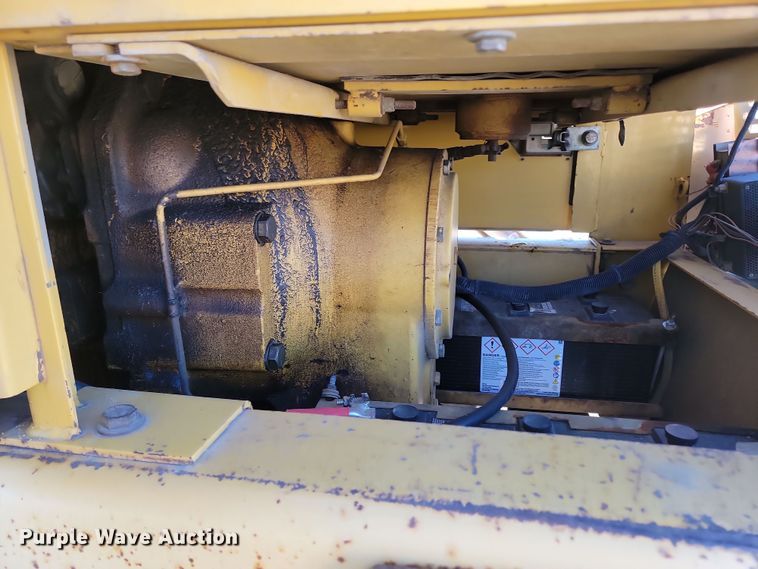 image for item KU9049 1996 John Deere 770BH  motor grader