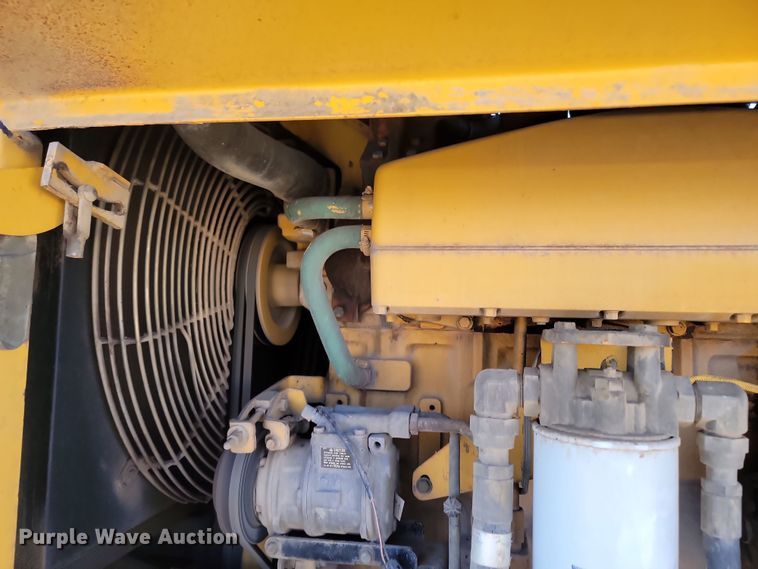 image for item KU9049 1996 John Deere 770BH  motor grader