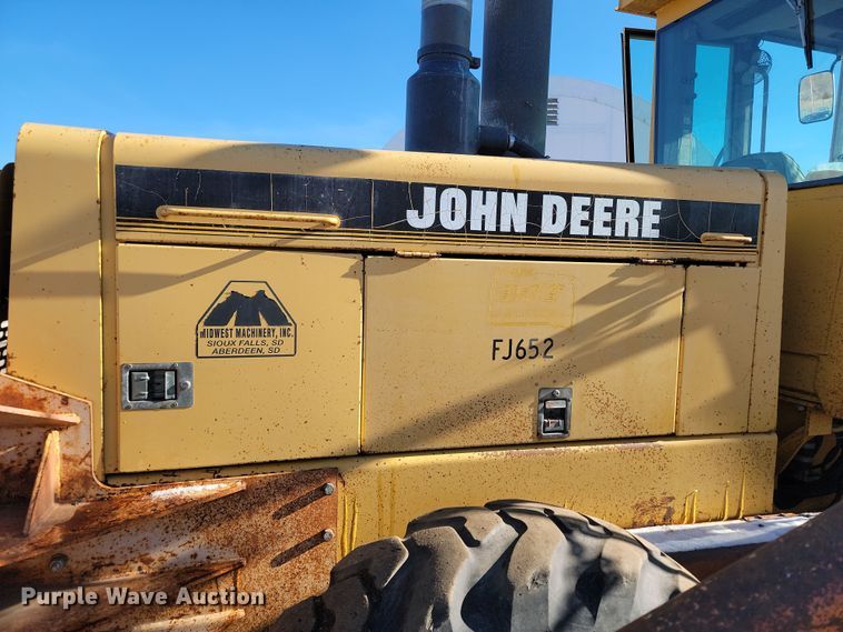 image for item KU9049 1996 John Deere 770BH  motor grader