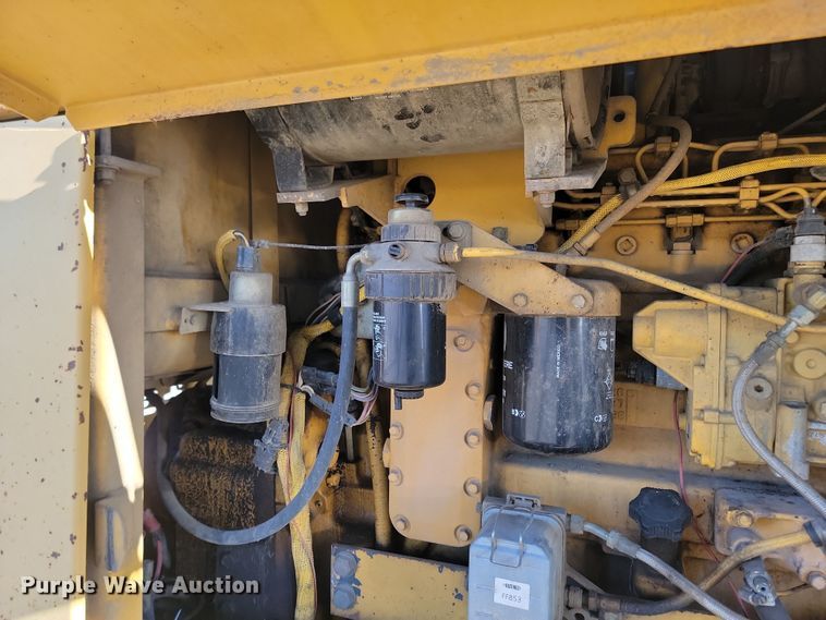 image for item KU9049 1996 John Deere 770BH  motor grader