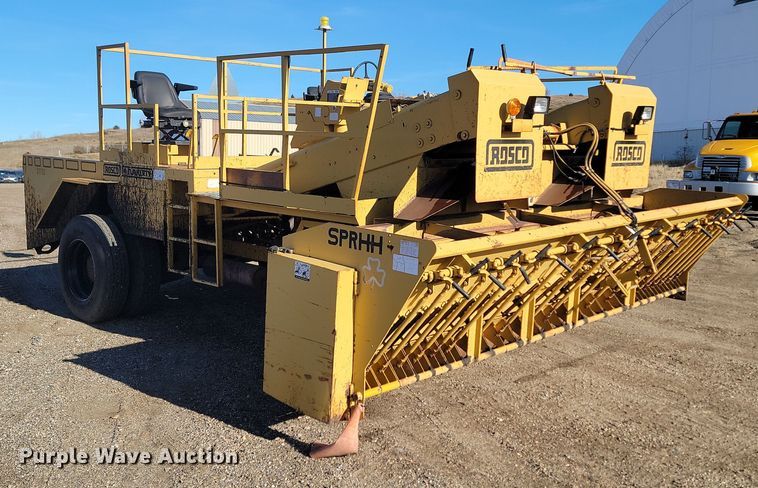 image for item KU9050 2000 Rosco SPRHH  chip spreader