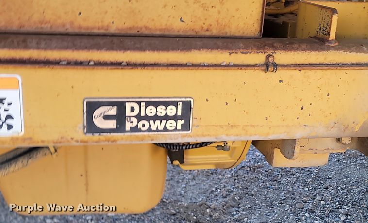 image for item KU9050 2000 Rosco SPRHH  chip spreader