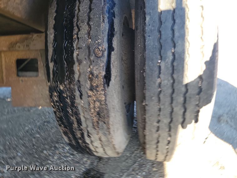 image for item KU9050 2000 Rosco SPRHH  chip spreader