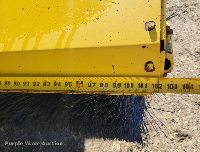 image for item KU9051 Superior Broom DT80CT  broom