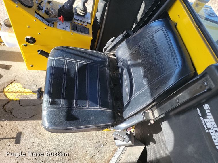 image for item KU9051 Superior Broom DT80CT  broom