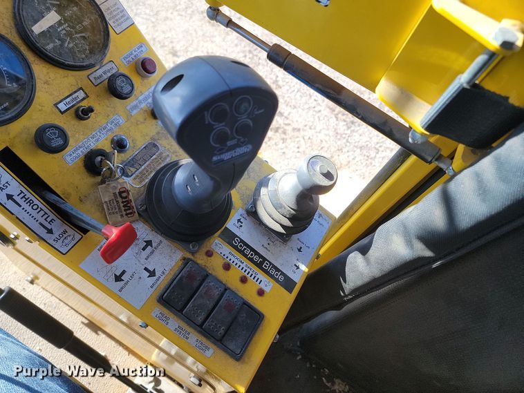 image for item KU9051 Superior Broom DT80CT  broom