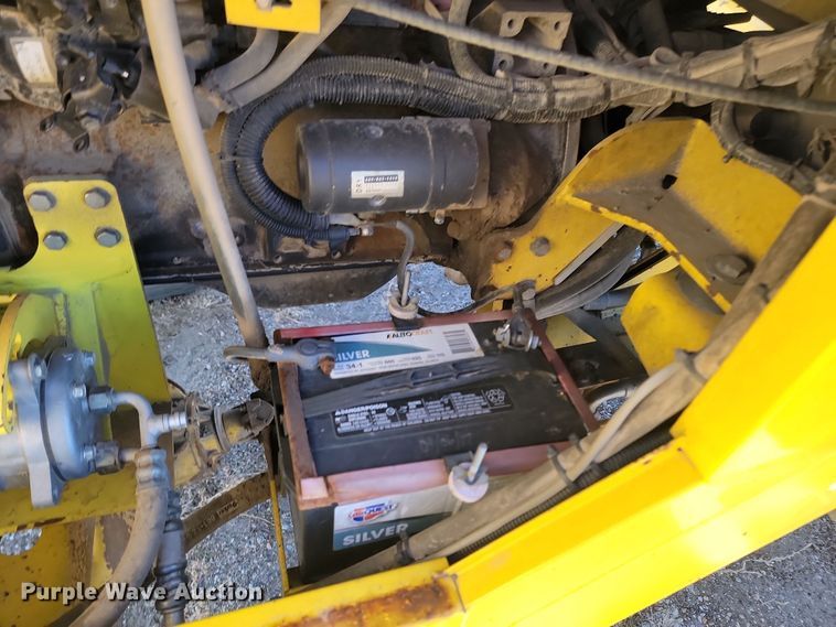 image for item KU9051 Superior Broom DT80CT  broom