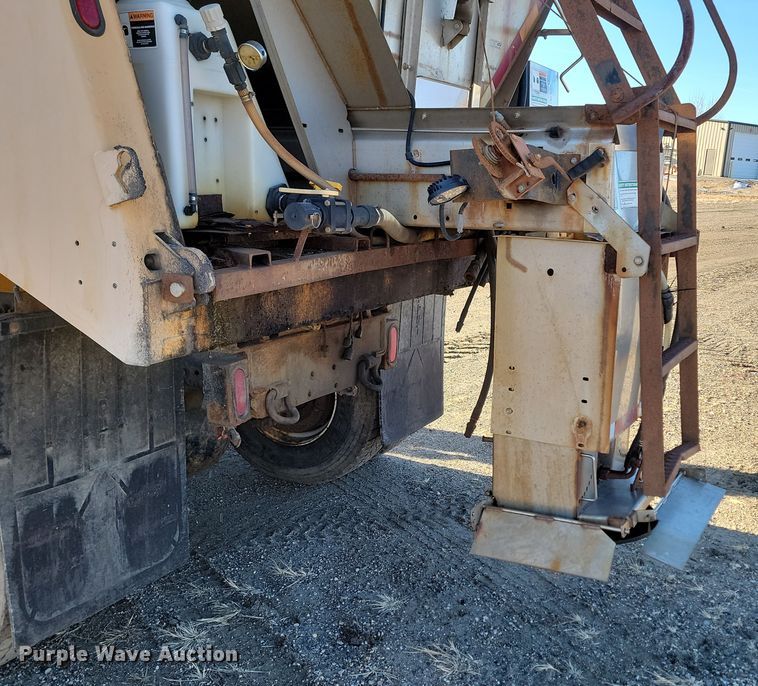 image for item KU9053 2009 Sterling LT9500  dump truck