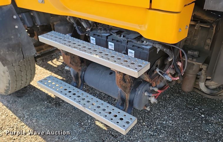 image for item KU9053 2009 Sterling LT9500  dump truck